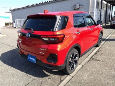 DAIHATSU ROCKY