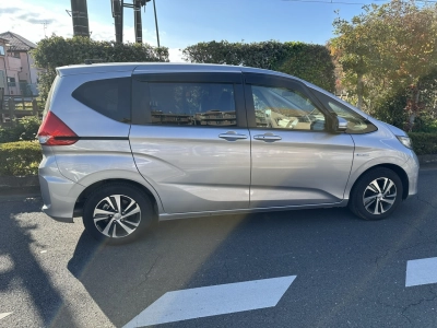 HONDA FREED HYBRID
