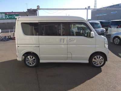 NISSAN NV100 CLIPPER RIO