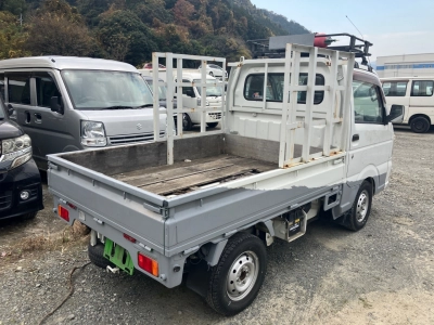 NISSAN NT100 CLIPPER