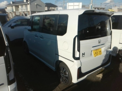 HONDA N BOX CUSTOM