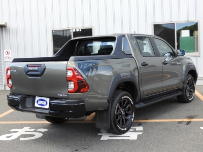 TOYOTA HILUX PICK UP