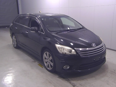TOYOTA MARK X ZIO