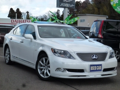 LEXUS LS