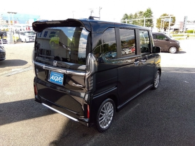 HONDA N BOX CUSTOM