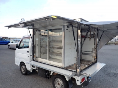 NISSAN NT100 CLIPPER