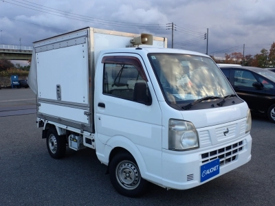 NISSAN NT100 CLIPPER
