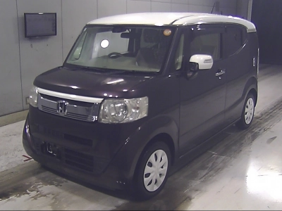 HONDA N-BOX SLASH