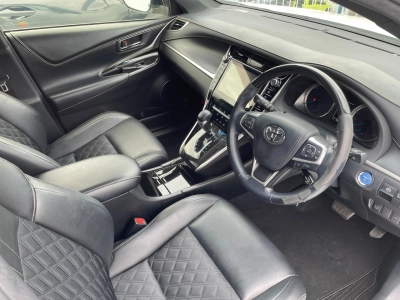 TOYOTA HARRIER HYBRID