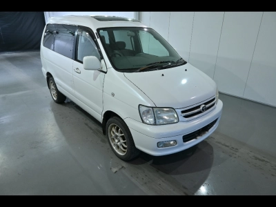 TOYOTA TOWN ACE NOAH