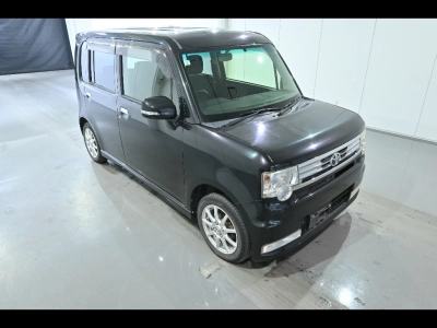 TOYOTA PIXIS SPACE