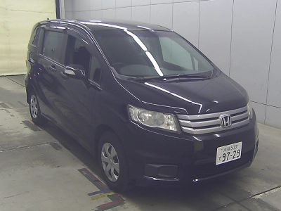 HONDA FREED SPIKE
