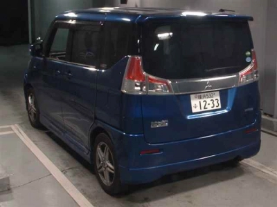 MITSUBISHI DELICA D:2