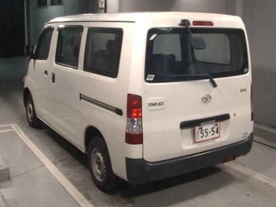 TOYOTA TOWN ACE VAN