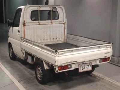 NISSAN NT100 CLIPPER