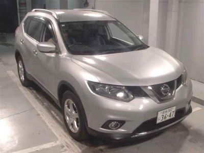 NISSAN X-TRAIL