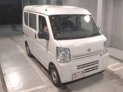 NISSAN NV100 CLIPPER