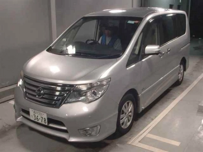 NISSAN SERENA