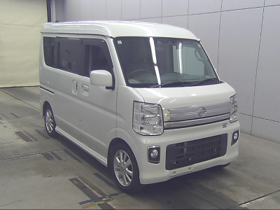 NISSAN NV100 CLIPPER RIO