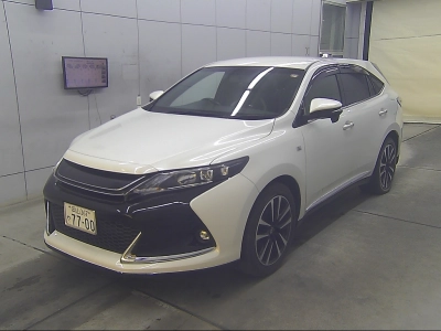 TOYOTA HARRIER