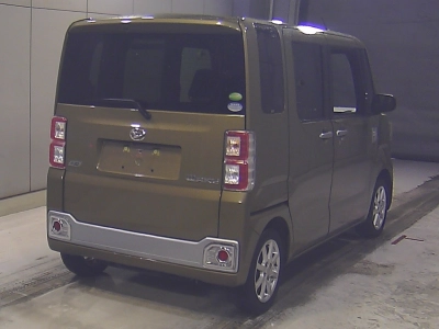 DAIHATSU WAKE