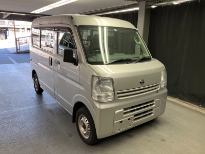 NISSAN NV100 CLIPPER