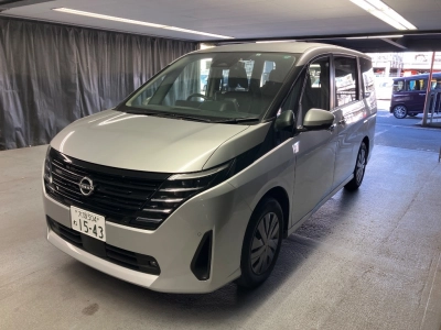 NISSAN SERENA