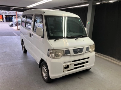 NISSAN NV100 CLIPPER