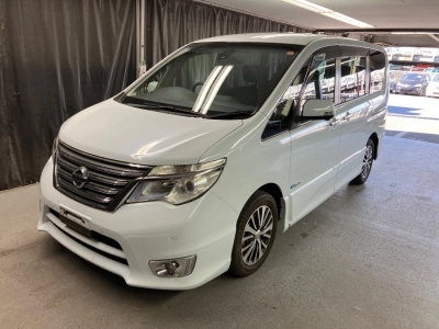 NISSAN SERENA