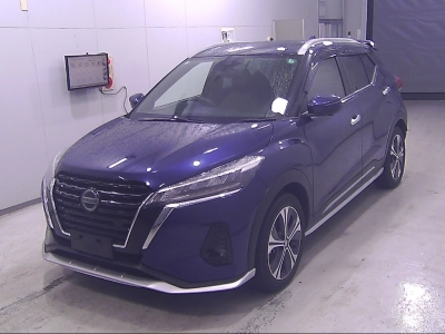 NISSAN KICKS