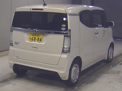 HONDA N-BOX SLASH