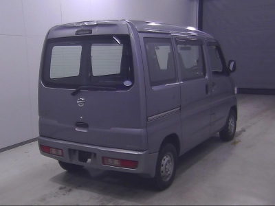 NISSAN CLIPPER VAN