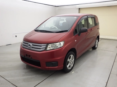 HONDA FREED SPIKE