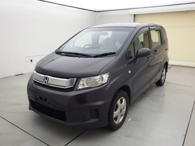 HONDA FREED SPIKE