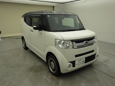 HONDA N-BOX SLASH