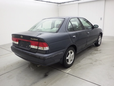 NISSAN SUNNY