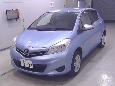 TOYOTA VITZ