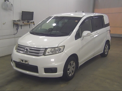 HONDA FREED SPIKE