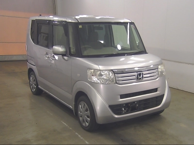 HONDA N BOX +