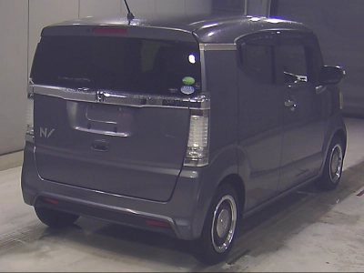 HONDA N-BOX SLASH