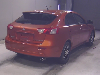 MITSUBISHI GALANT FORTIS SPORTBACK