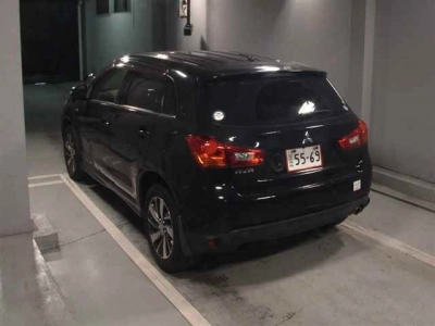 MITSUBISHI RVR