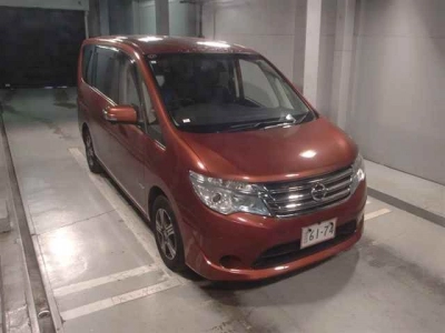 NISSAN SERENA