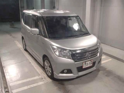 MITSUBISHI DELICA D:2