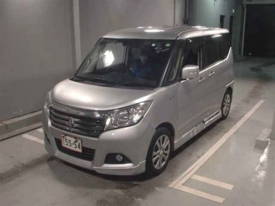 MITSUBISHI DELICA D:2