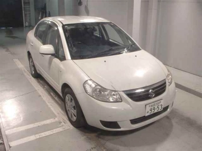 SUZUKI SX4 SEDAN