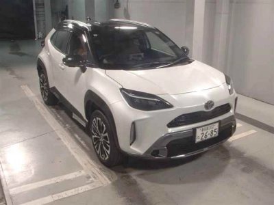 TOYOTA YARIS CROSS