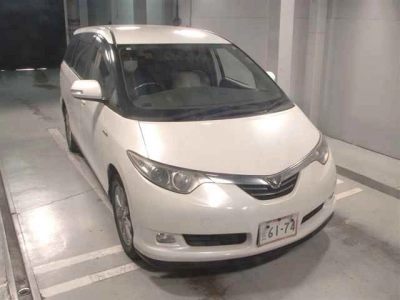 TOYOTA ESTIMA HYBRID