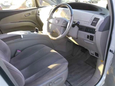 TOYOTA ESTIMA HYBRID