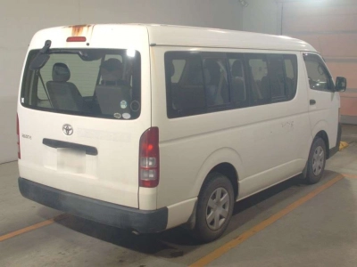 TOYOTA HIACE WAGON